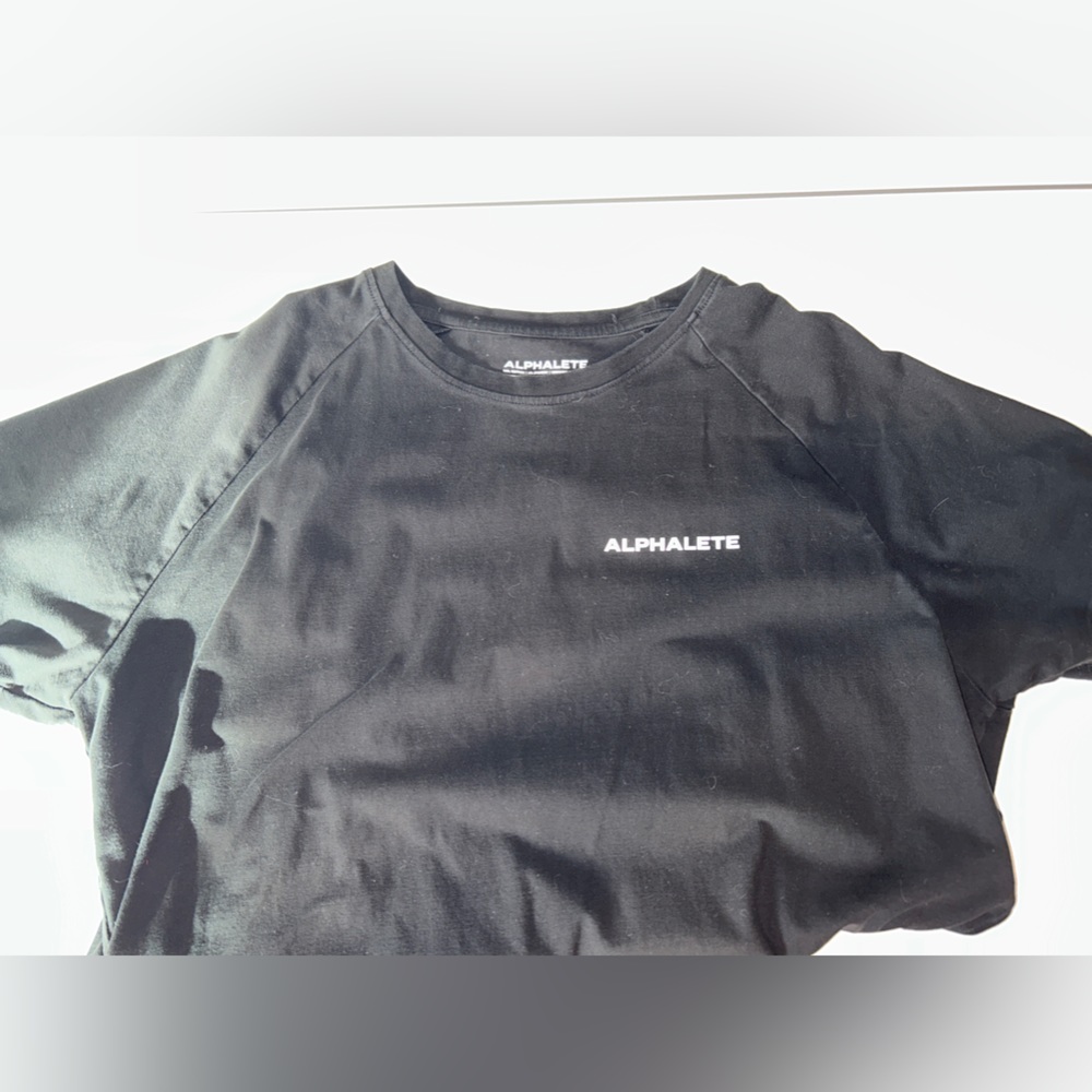 Alphalete men’s shirt